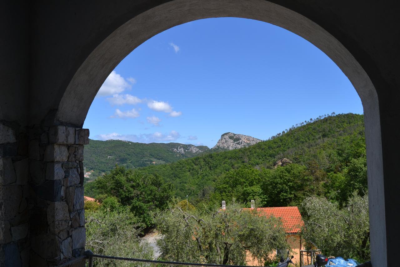 Joie De Vivre Bed and Breakfast Calice Ligure Buitenkant foto