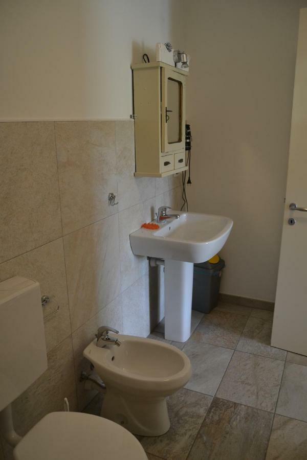 Joie De Vivre Bed and Breakfast Calice Ligure Buitenkant foto
